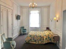 For Sale – Hotel** Restaurant – Bourbon-l'Archambault (03160)