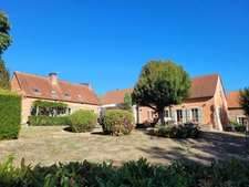 Maison à vendre 9 pièces PREMILHAT (03)
