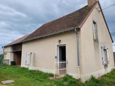 VALIGNY ( 03 ) Maison / Gîte / Annexes  3 pièces 70m2 Terrain 6200m2