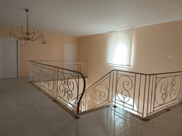  Allier (03), A vendre proche de MONTLUCON maison contemporaine 7 pièces 