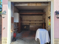 Maison de ville 4 pièces à vendre, avec véranda, cour et garage, VICHY (03)