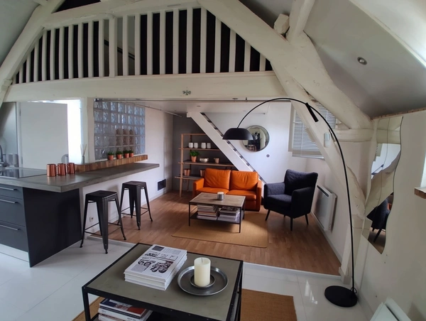 Studio avec mezzanine – Centre-ville Limay – Fort potentiel investisseur