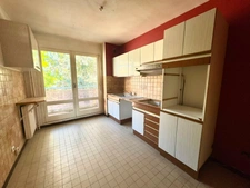 FIRMINY – Appartement T4 de 95,44 m² avec garage, cave et trois balcons