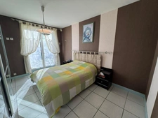 Maison familiale avec piscine – À deux pas du centre de Saint-Rambert