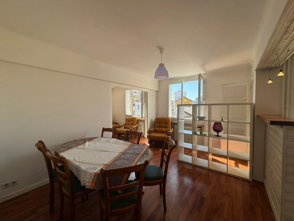 Appartement lumineux à vendre 3 pièces SAINT ETIENNE CARNOT (42)