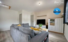 THURINS - Appartement récent P3 + Espace bureau avec cour de 60m² + 2 Parkings