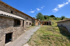 Ferme P5 en campagne àrénover sur un ensemble de 2000 m² de parcelles vendre à THURINS (69)