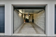 THURINS : Très bel appartement T3 + garage avec vue en dernier étage