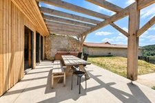 Ferme P5 en campagne àrénover sur un ensemble de 2000 m² de parcelles vendre à THURINS (69)