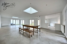 Ensemble immobilier pro/perso à St Genis Laval