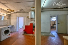 MORNANT LES PLATIERES - Maison de 185 m² en zone Ui avec potentiel de local artisanal