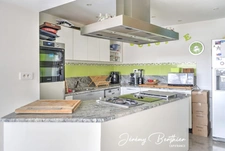 JUJURIEUX (01) – Hameau de Chenavel – Maison 115 m² - Terrain 236 m² - 3 chambres
