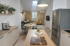  Appartement 3 pièces plein de charme, rénové et atypique PAULHAN (34)