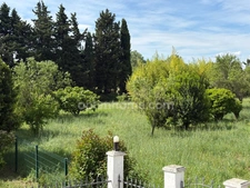 Un authentique mas provençal avec dépendance attenante, à moins de 5 minutes de la gare d'Orange