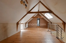 Authentique longère rénovée de 215 m2 – 5 chambres – Terrain arboré de 3000m2 au calme absolu