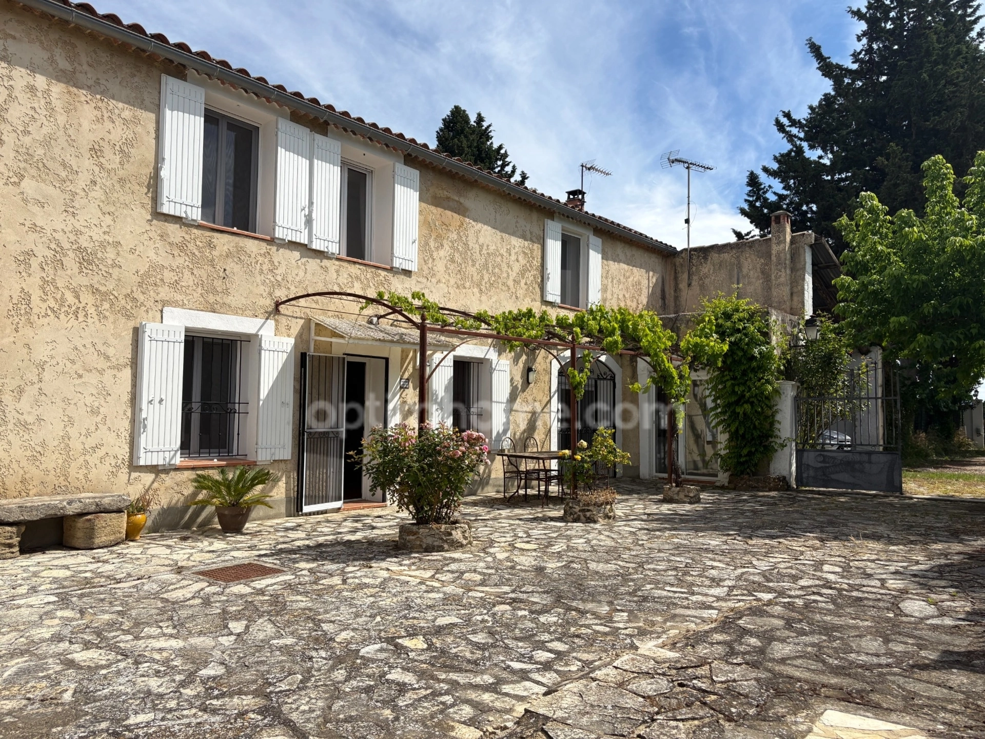 Maison 7 pièces 206 m² · à Orange · 206 m² · 549 000 €