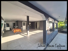 Maison spacieuse de 195 m² avec fort potentiel investissement locatif – Quartier des Roches 3 Kourou