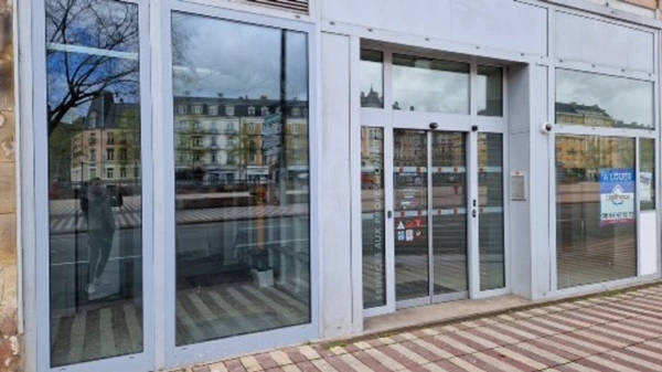Dpt Territoire de Belfort (90), à louer BELFORT Local commercial 