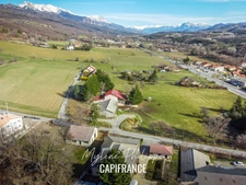 À vendre – Terrain constructible au “Hameau du Grand Pré”, sur la commune de La Rochette
