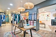 EXCLUSIVITÉ MAGASIN PRÊT À PORTER à SALON DE PROVENCE (13)