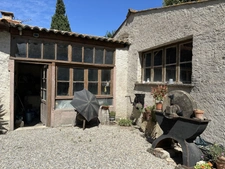 Bastide Old Mill in SALON DE PROVENCE (13) 400 m² and more than 4000 m² of land 