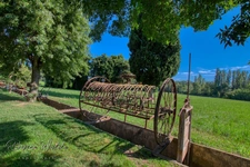 Bastide Old Mill in SALON DE PROVENCE (13) 400 m² and more than 4000 m² of land 