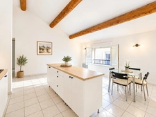 Appartement T3 rénové à vendre à SALON DE PROVENCE (13)
