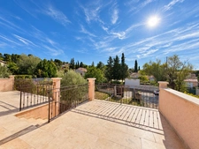 Maison T5 à vendre à Manosque Village - surface utile d'environ 220 m²