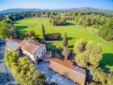 Bastide ancien moulin à SALON DE PROVENCE (13) 400 m² et plus de 4000m² de terrain 