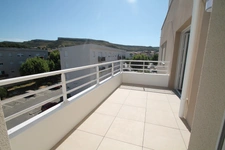 A louer ROGNAC (13), T2 Lumineux avec Terrasse