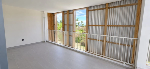Appartement T3 89m² habitables Cœur de ville La Possession