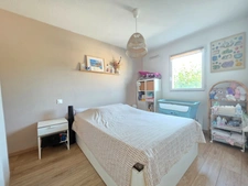 Appartement T2 46m² entièrement rénové, avec parking privatif, à 5min à pied du centre-ville