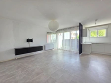 Appartement T3 lumineux avec balcon, 1 place de parking sécurisé et tout à pied – Idéal résidence principale ou investissement