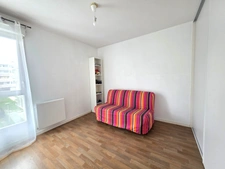 Appartement T3 lumineux avec balcon, 1 place de parking sécurisé et tout à pied – Idéal résidence principale ou investissement
