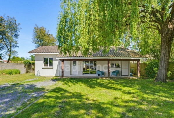 Charmante Maison 76m² - 2 chambres - Jardin arboré 1037m²