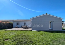 Maison familiale 135m², 4 chambres, bureau avec jardin et garage