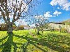 Maison Familiale 4 chambres - 168m² à Villegouge, avec studio et garage - Grand Jardin