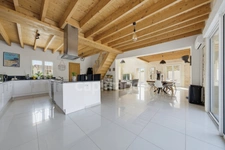 MAGNIFIQUE MAISON EN PIERRE DE 210 M² AVEC PISCINE, GARAGE ET BOULODROME – PROCHE ST EMILION & BORDEAUX