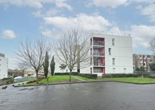 Appartement T3 lumineux avec balcon, 1 place de parking sécurisé et tout à pied – Idéal résidence principale ou investissement