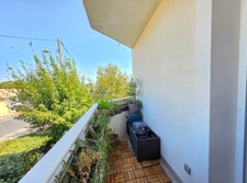 Appartement T2 46m² entièrement rénové, avec parking privatif, à 5min à pied du centre-ville