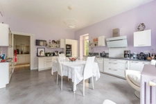 Exceptional stone residence - 11 rooms - 400m² - Large wooded garden - 1700m² plot