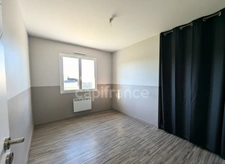 Maison familiale 135m², 4 chambres, bureau avec jardin et garage