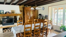 Maison de charme 180 m² avec piscine et 260 m² de dépendances – Potentiel gîtes – Proche Nevers la Charité-sur-Loire et Pougues-les-Eaux