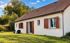 PAVILLON TRADITIONNEL DE PLAIN-PIED – 3 CHAMBRES – JARDIN DE 755 M² CHARITE SUR LOIRE proche NEVERS