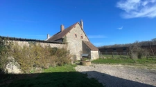 Magnifique maison de campagne avec dépendances 8 pièces sur plus de 2 hectares à JUSSY LE CHAUDRIER (18) proche NEVERS, LA CHARITE-SUR-LOIRE, POUILLY-SUR-LOIRE, COSNES