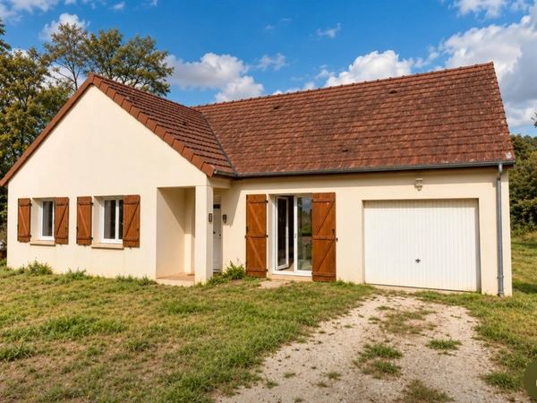 PAVILLON TRADITIONNEL DE PLAIN-PIED – 3 CHAMBRES – JARDIN DE 755 M² CHARITE SUR LOIRE proche NEVERS
