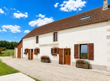 Magnifique maison de campagne avec dépendances 8 pièces sur plus de 2 hectares à JUSSY LE CHAUDRIER (18) proche NEVERS, LA CHARITE-SUR-LOIRE, POUILLY-SUR-LOIRE, COSNES