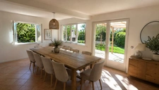 ENSEMBLE IMMOBILIER 410 m2 + 470 m2 dépendances sur 3600m2 2 maisons 1 appartement à VARENNES LES NARCY (58) proche LA CHARITE SUR LOIRE, POUILLY SUR LOIRE, COSNES SUR LOIRE, NEVERS