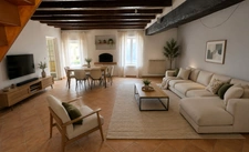 ENSEMBLE IMMOBILIER 410 m2 + 470 m2 dépendances sur 3600m2 2 maisons 1 appartement à VARENNES LES NARCY (58) proche LA CHARITE SUR LOIRE, POUILLY SUR LOIRE, COSNES SUR LOIRE, NEVERS
