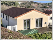 Maison récente 4 chambres à St Jean Bonnefonds